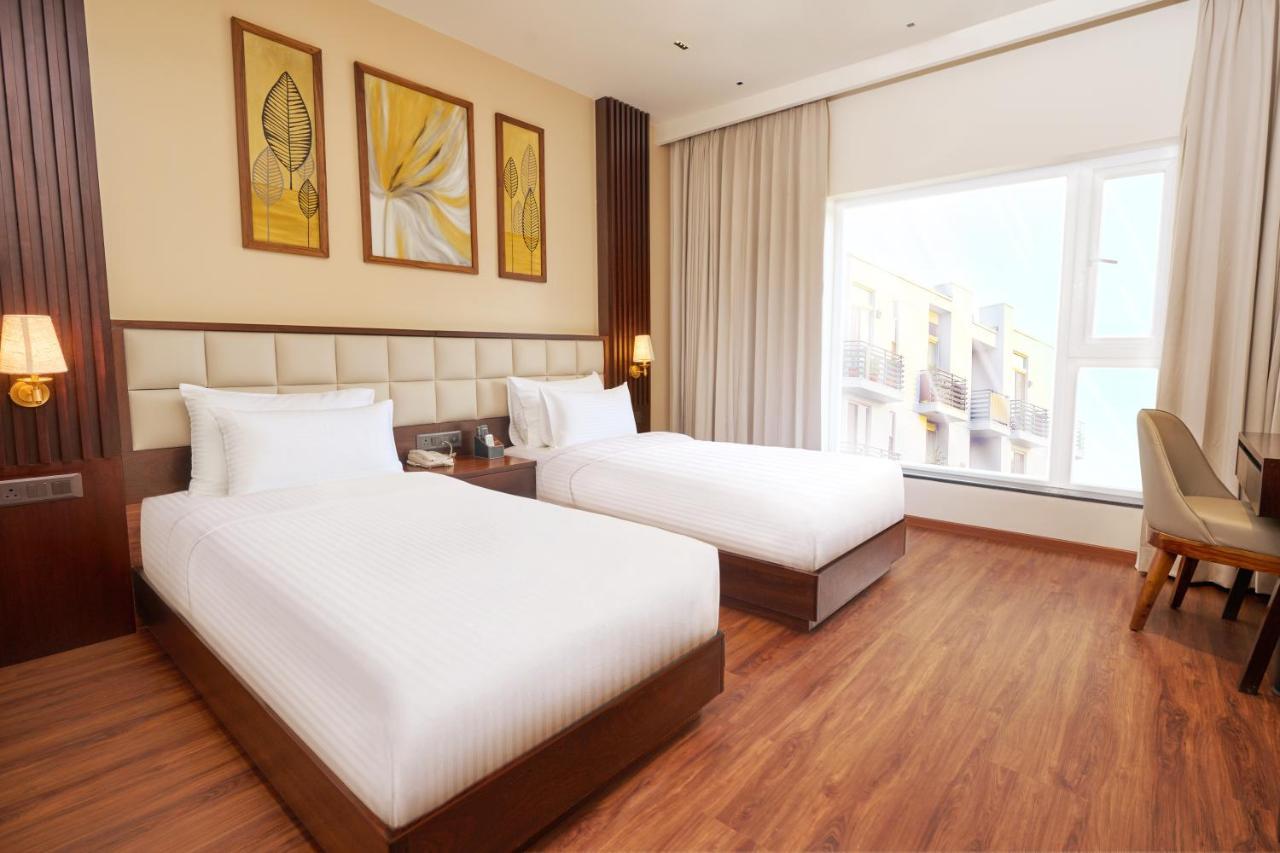 Visthara Hotel バンガロール エクステリア 写真